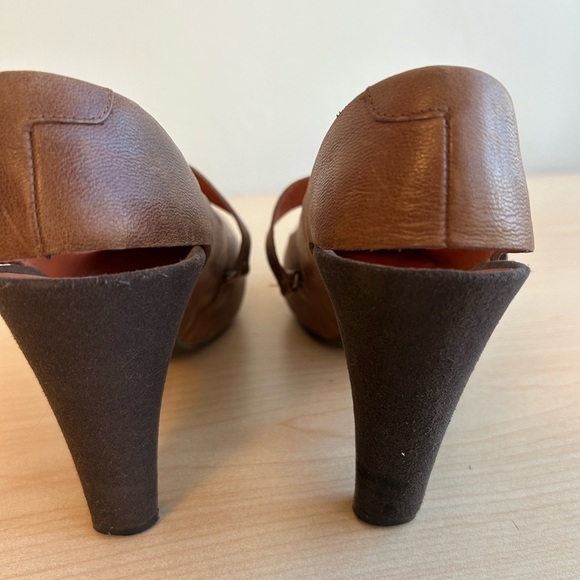 Tsubo amazing distressed leather slingback heels 7.5 very good condition - Picture 9 of 13
